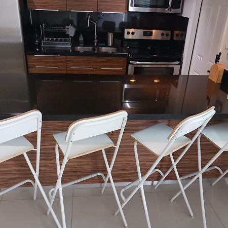Coconut Grove Green Day'S Apartment Маями Екстериор снимка