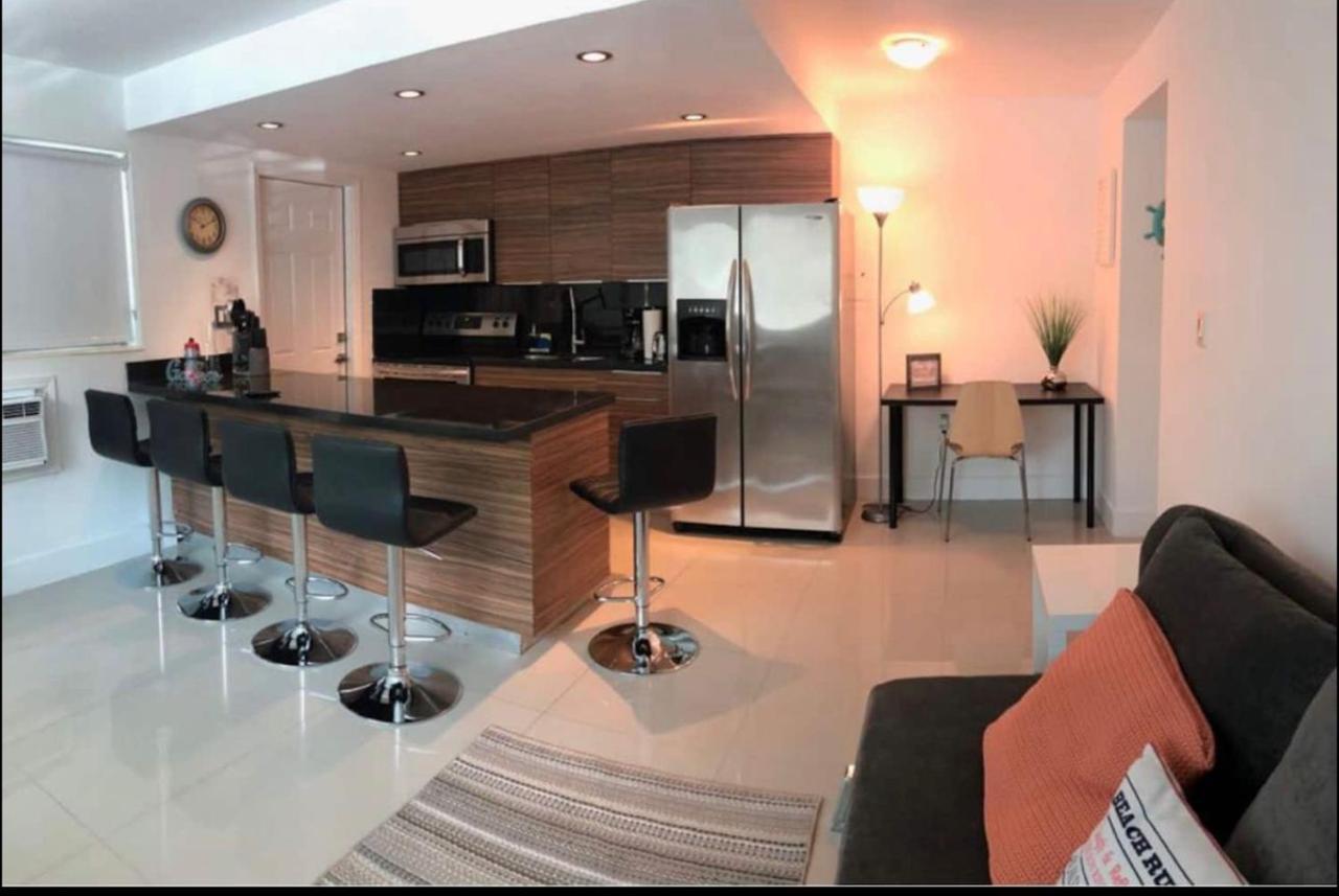 Coconut Grove Green Day'S Apartment Маями Екстериор снимка