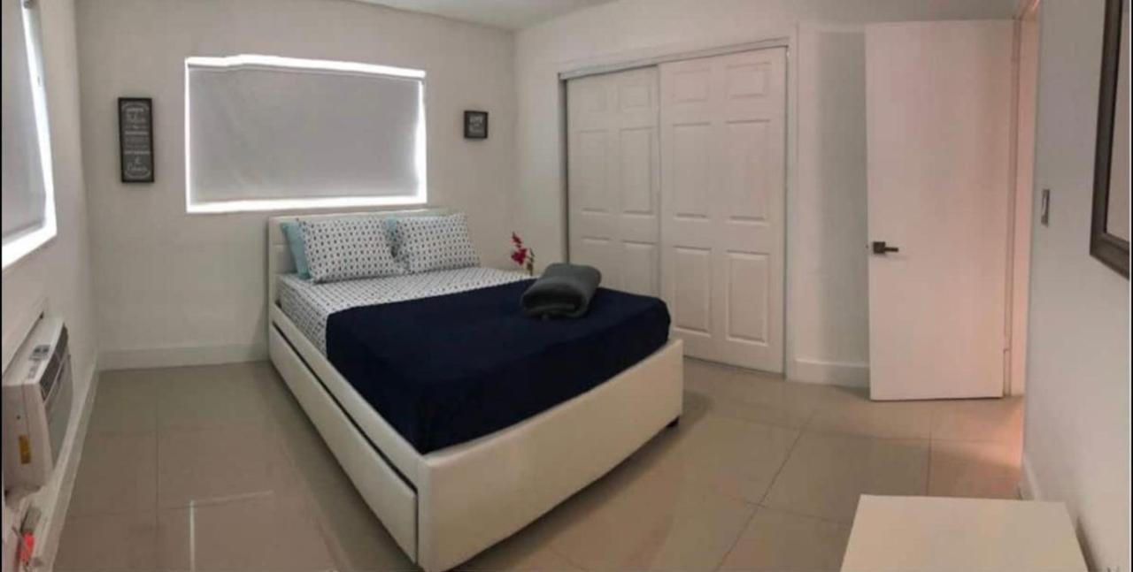 Coconut Grove Green Day'S Apartment Маями Екстериор снимка